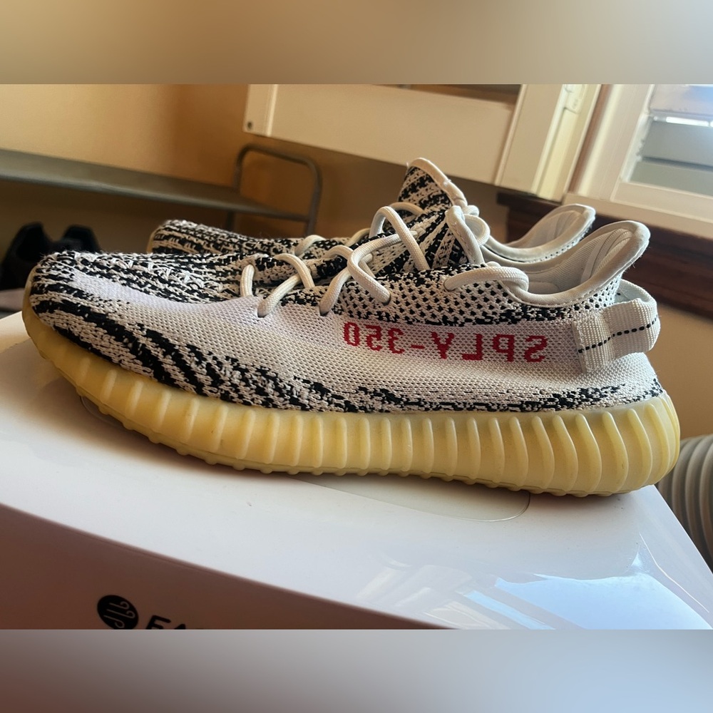 Adidas Yeezy Boost 350 V2 ‘Zebra’ 2017